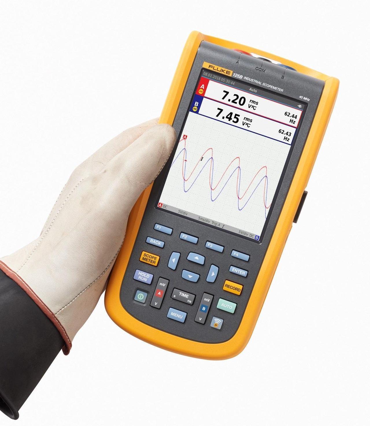 Alt view image 7 of 11 - Fluke 123B Industrial ScopeMeter® Hand-Held Oscilloscope, 20 MHz