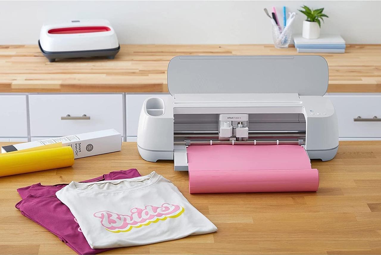 Alt view image 5 of 9 - CRICUT SMART IRON ON WHITE 13 IN X9 FT