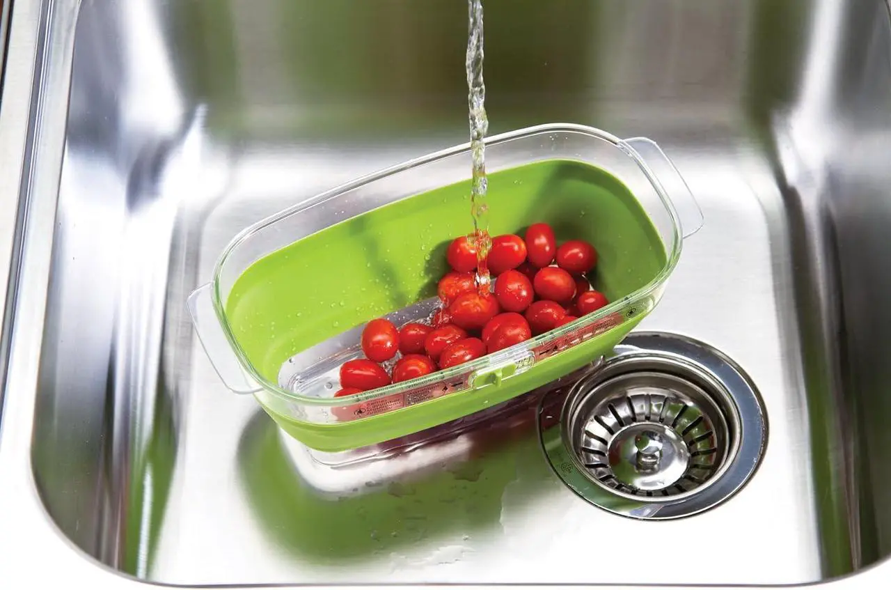Alt view image 7 of 7 - Progressive 2 Quart Collapsible Mini Produce Keeper - LKS-09