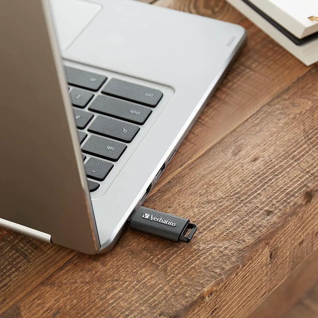 Alt view image 8 of 8 - Verbatim, 32GB, USB Type-C, USB 3.2 Flash Drive