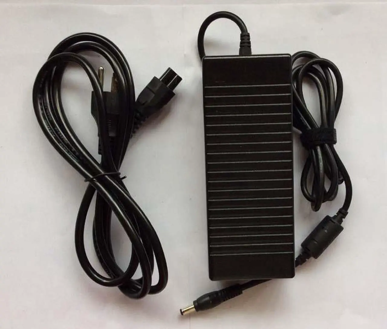 Alt view image 2 of 5 - 19V 6.3A 120W LAPTOP AC Adapter for Gateway 7310MX, 7312MX, 7320GZ, 7322GZ