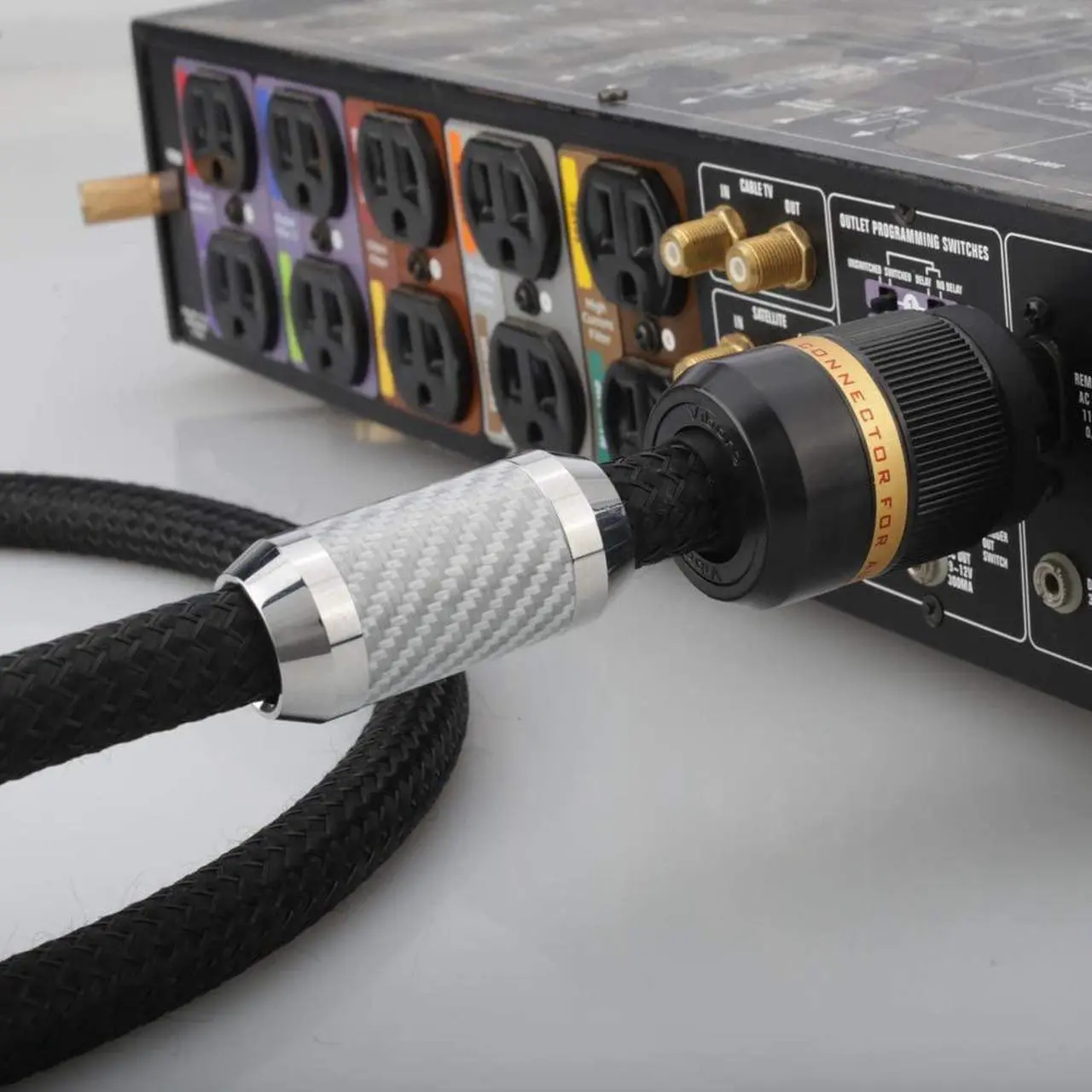 Alt view image 2 of 7 - Viborg C7 Hi-End Power Cable, Figure 8 Audio Power Cord, US AC Mains Cord with Copper Shielding (4.9FT/1.5M)