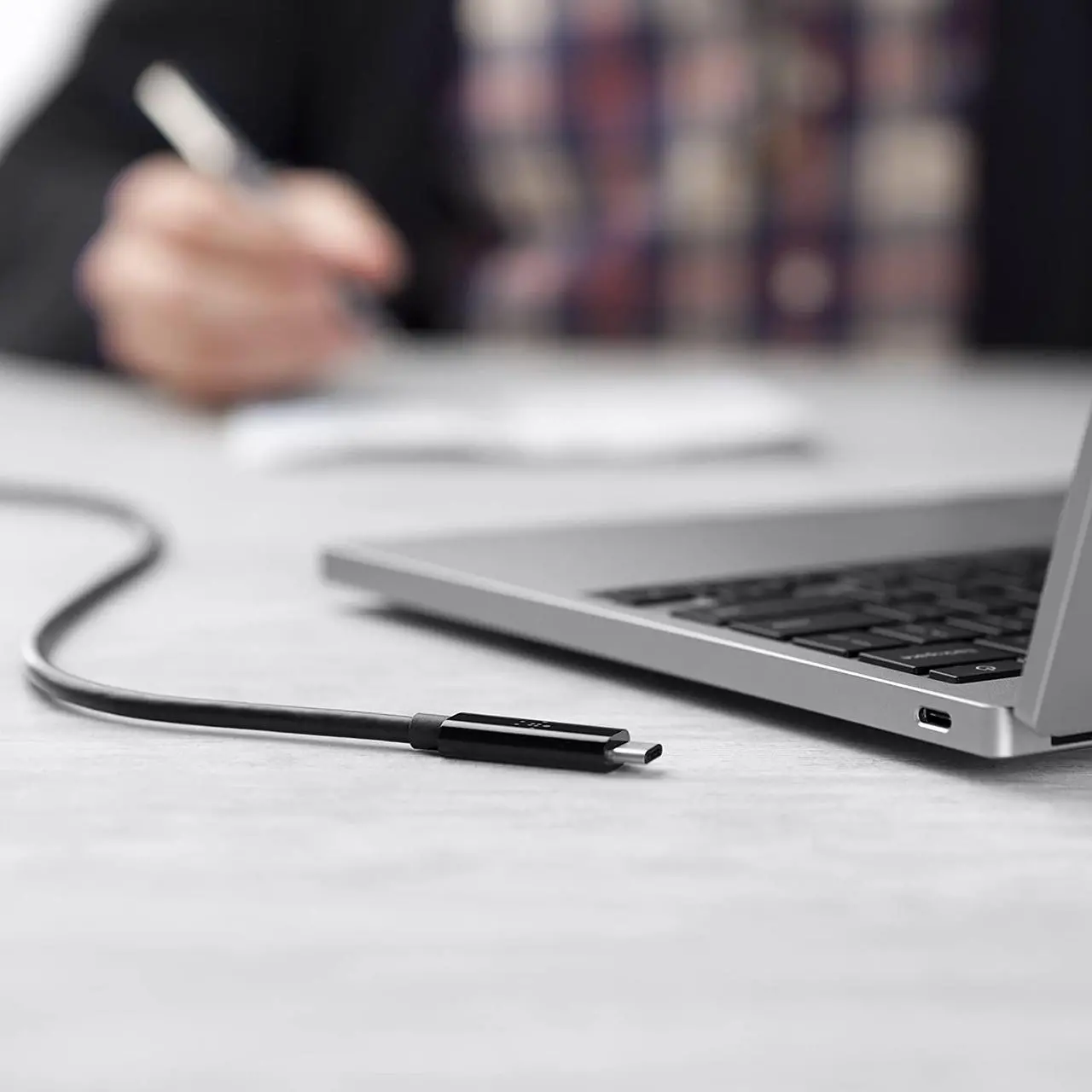 Alt view image 5 of 9 - Belkin Components F2CD084BT0.5MBK 0.5M 40Gbits Black Thunderbolt Cable