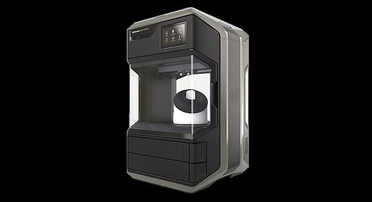 Alt view image 4 of 8 - MakerBot METHOD X Performance 3D Printer