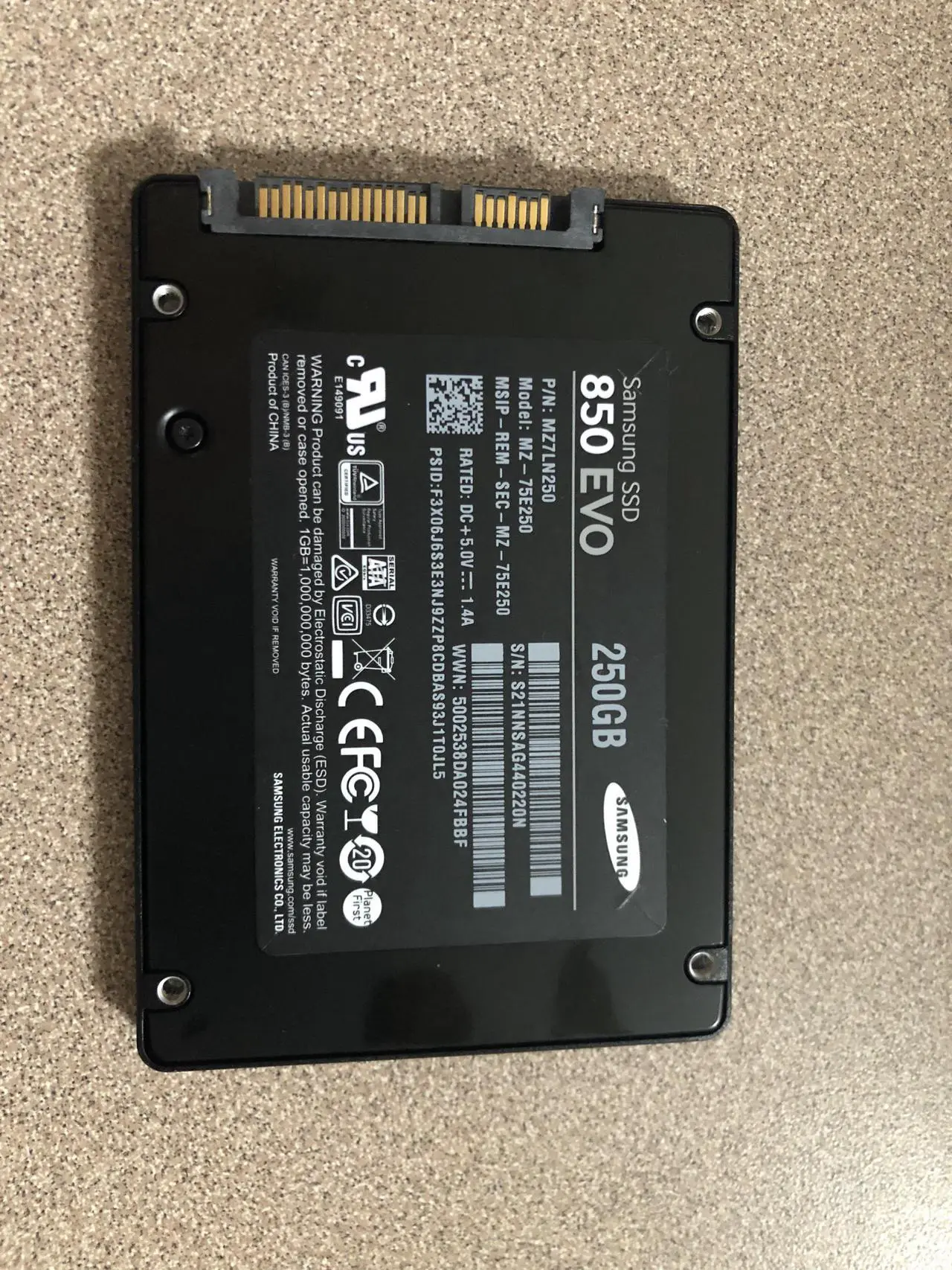 Alt view image 2 of 5 - Samsung 850 EVO Series 250GB SATA 6Gbps SSD Solid State Disk SSD 2.5-inch powered by 3D V-Nand MZ7LN250 MZ-75E250