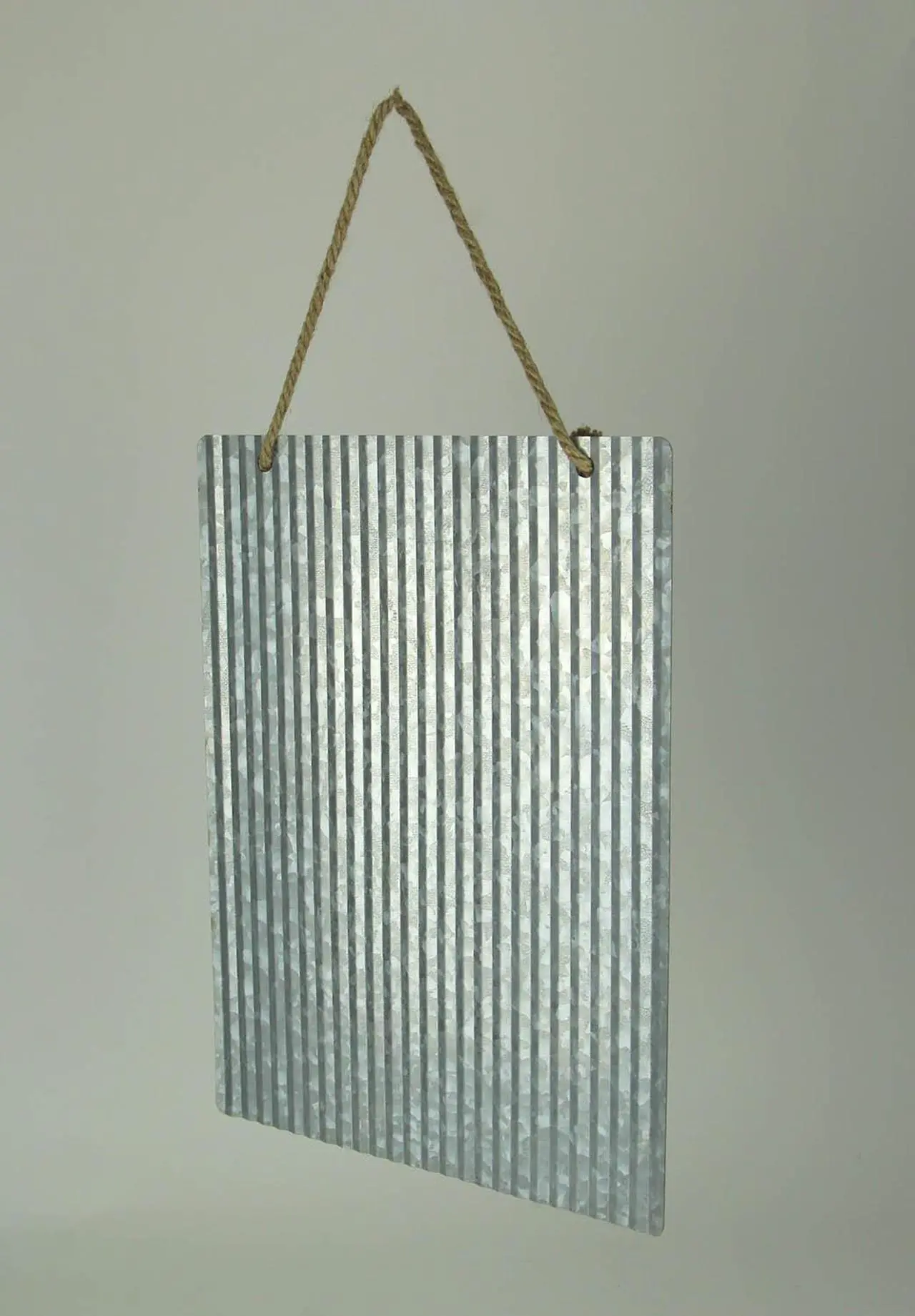 Alt view image 3 of 3 - Ribbed Texture Galvanized Metal Octopus and Crab Art Wall Hanging Set