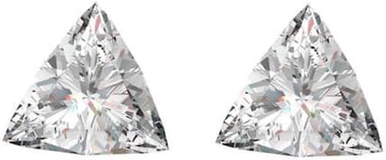 A Pair of Triangle Cut Loose Diamonds (0.96 Ct, H-I ,SI1-SI2)