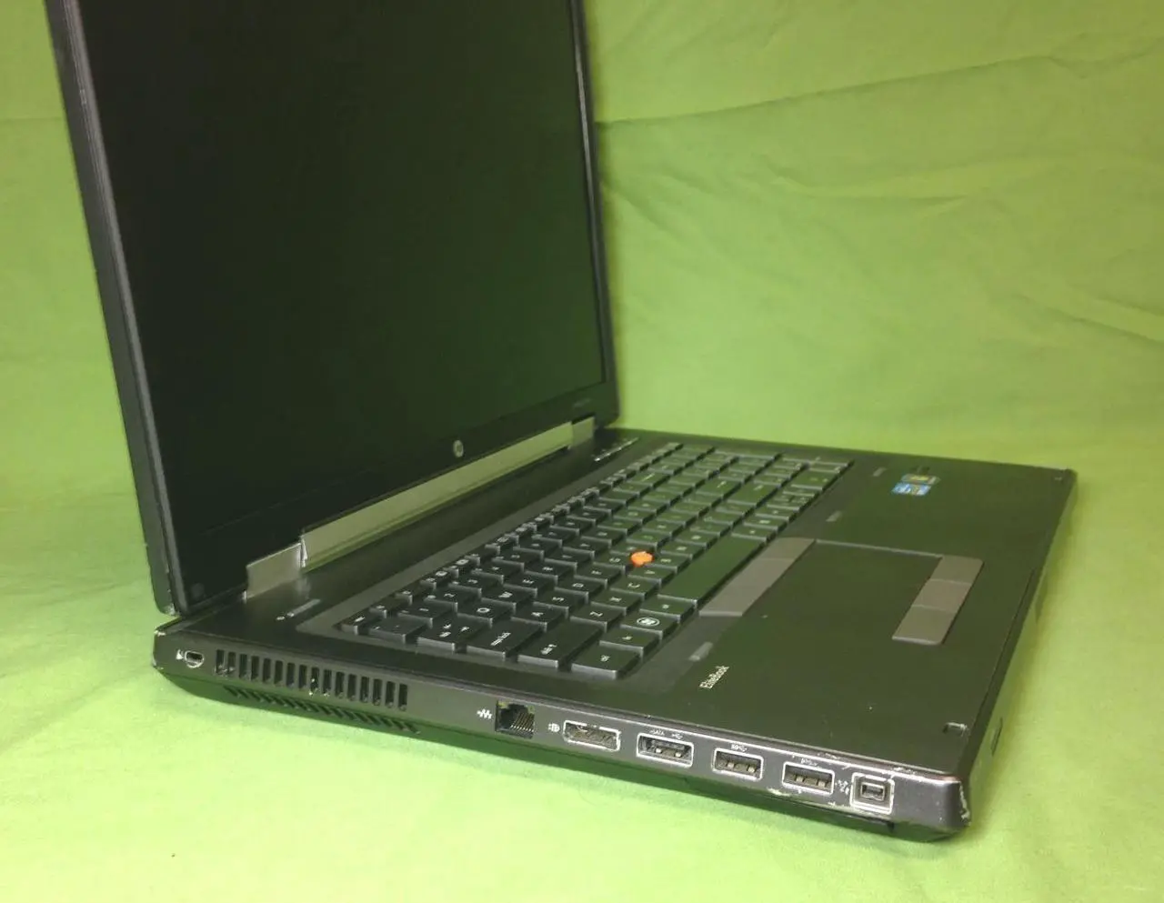 Alt view image 4 of 6 - HP Elitebook 8760w Windows 10 Pro, 2.7GHz 16GB Memory 256GB SSD 17.3"