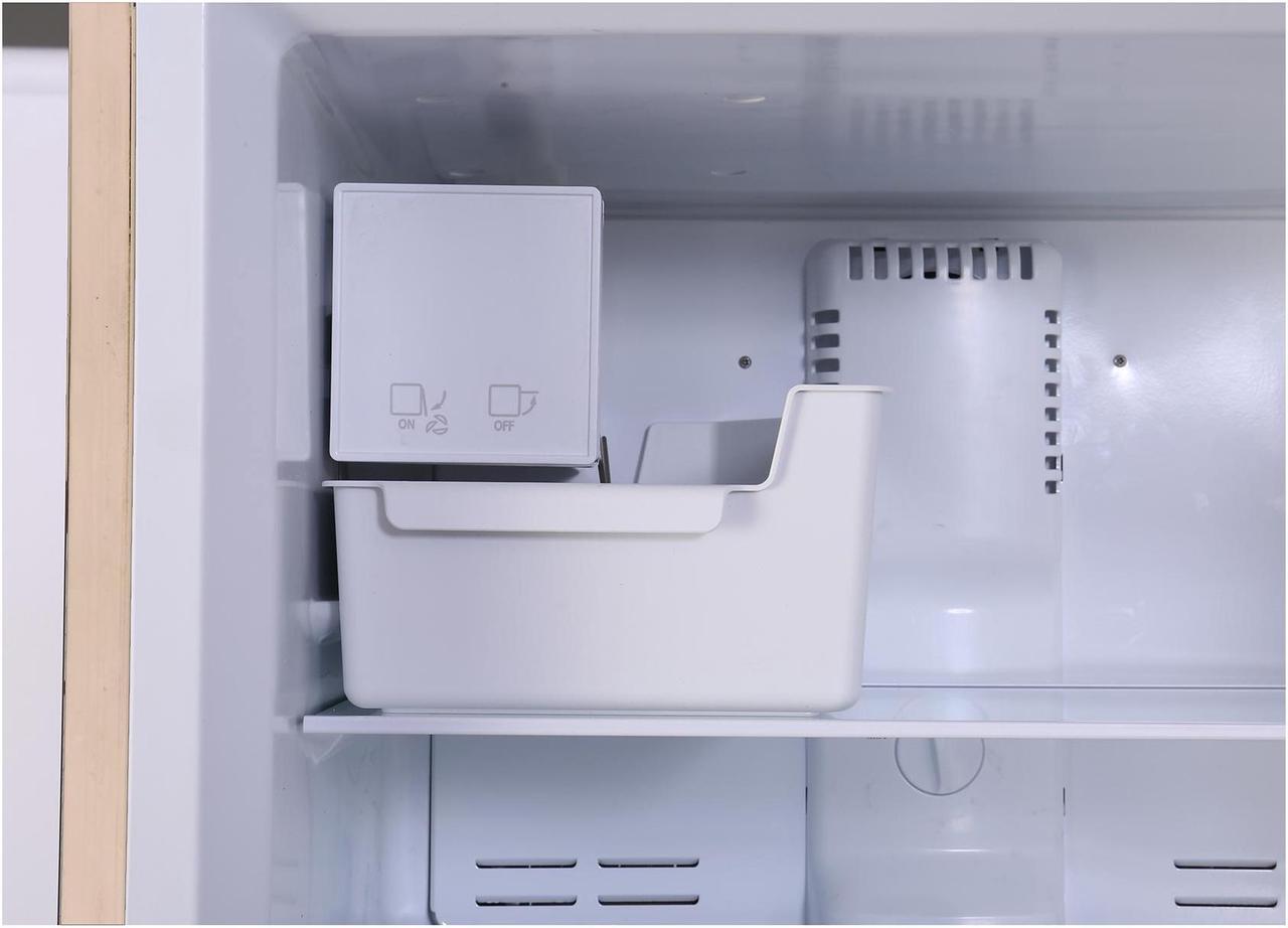 Alt view image 5 of 7 - Conserv 30in RETRO Refrigerator 18cf Top Mount w/AUTOMATIC ICE MAKER 110V Handle