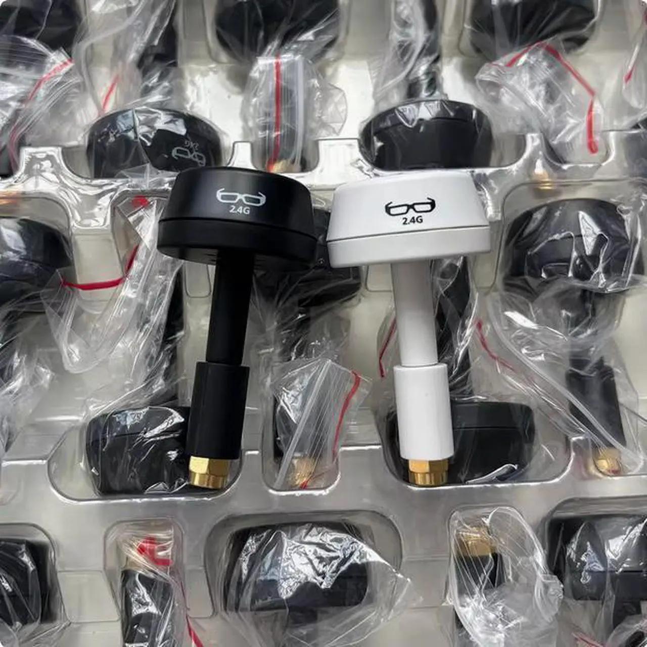 Alt view image 4 of 5 - Ehang 2.4G omnidirectional mushroom head external antenna SMA inner needle remote control extended range antenna 3dbi