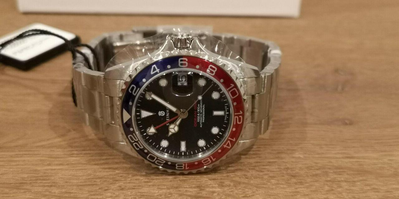 Alt view image 4 of 5 - Steinhart GMT-OCEAN One 39 Blue-Red Pepsi Swiss Automatic Sapphire Diver Watch