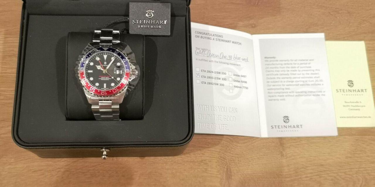 Alt view image 3 of 5 - Steinhart GMT-OCEAN One 39 Blue-Red Pepsi Swiss Automatic Sapphire Diver Watch