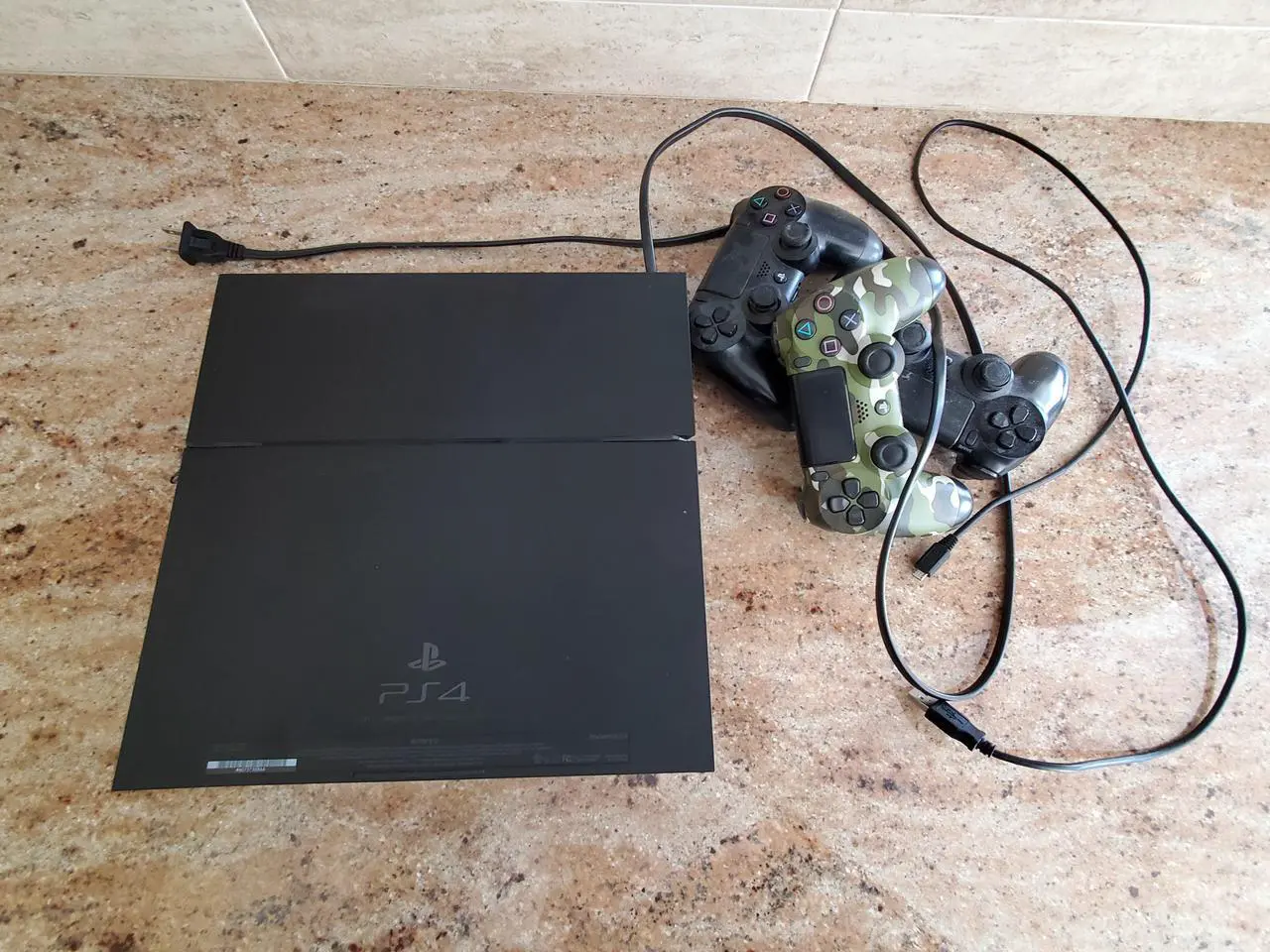 Alt view image 2 of 4 - Sony PlayStation 4 (PS4) Slim 500GB Black Console & accessories, Moel CUH-1001A