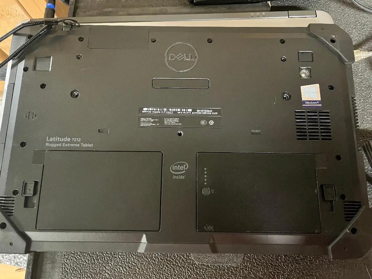 Alt view image 10 of 10 - Dell Latitude 7212 Tablet - 11.6" - 8 GB LPDDR3 - Intel Core i5 (7th Gen) i5-7300U Dual-core (2 Core) 2.60 GHz - 128 GB SSD - Windows 10 Pro 64-bit (English/French/Spanish) - 1920 x 1080