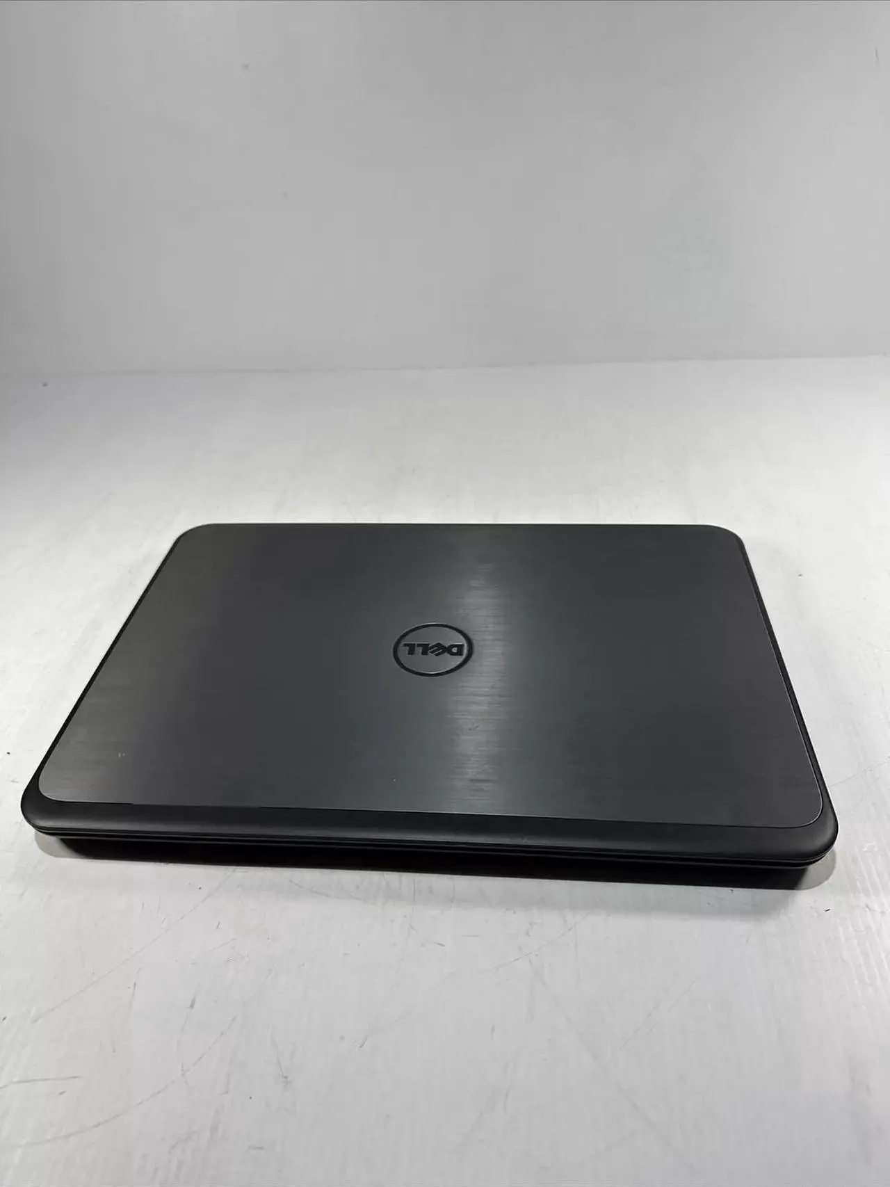 Alt view image 3 of 3 - Dell Latitude 3540 Notebook 15.6” Widescreen Display Intel Dual -Core i3-4030U (1.9GHz) 4GB DDRL 500GB Hybrid Drive Intel HD Graphics 4400 Windows 7 Professional 64-Bit/Windows 8.1 Pro Pre-Installed