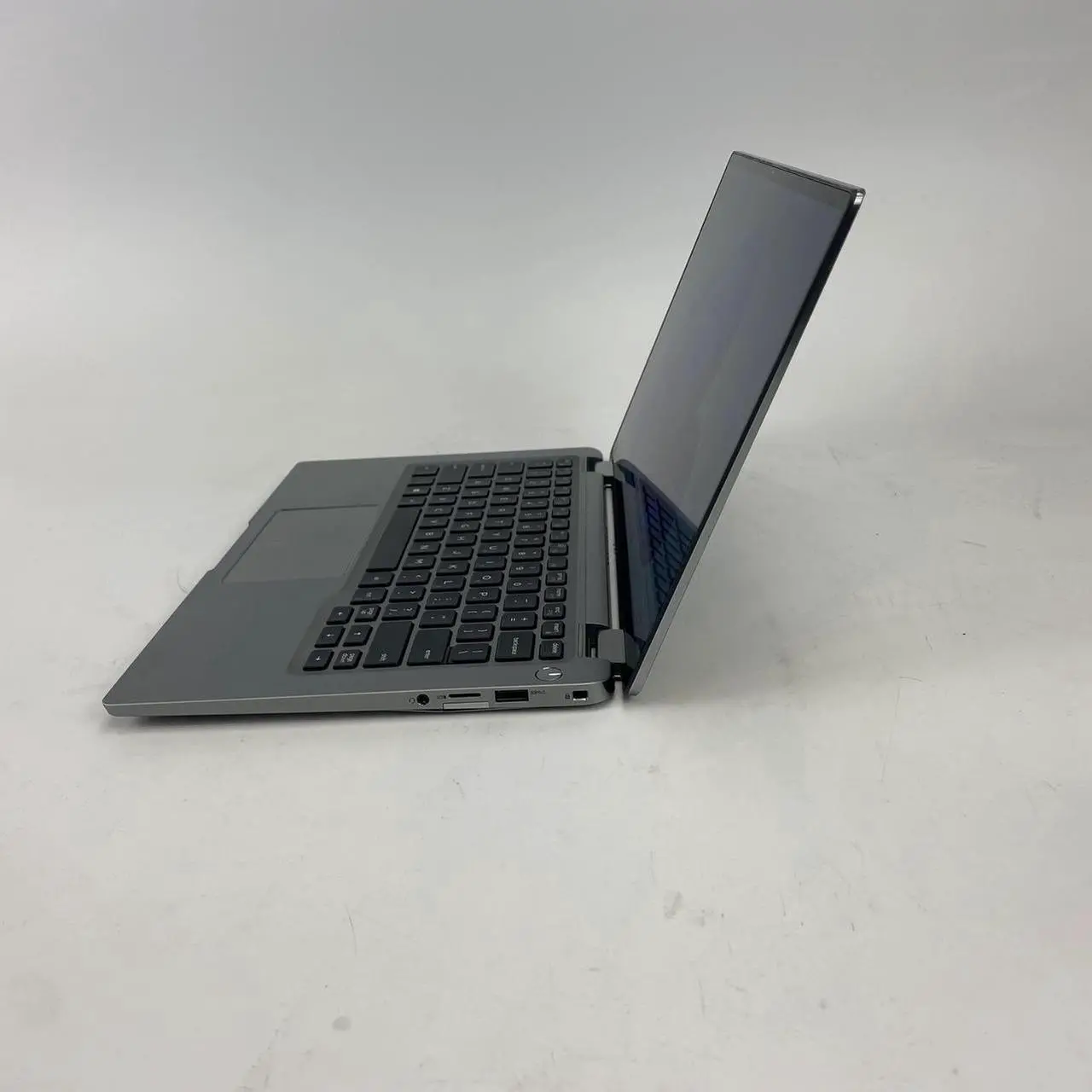 Alt view image 8 of 9 - Dell Latitude 7400 2-in-1 14 FHD Touch Intel i7 16GB 512GB SSD Win10 Pro Refurb