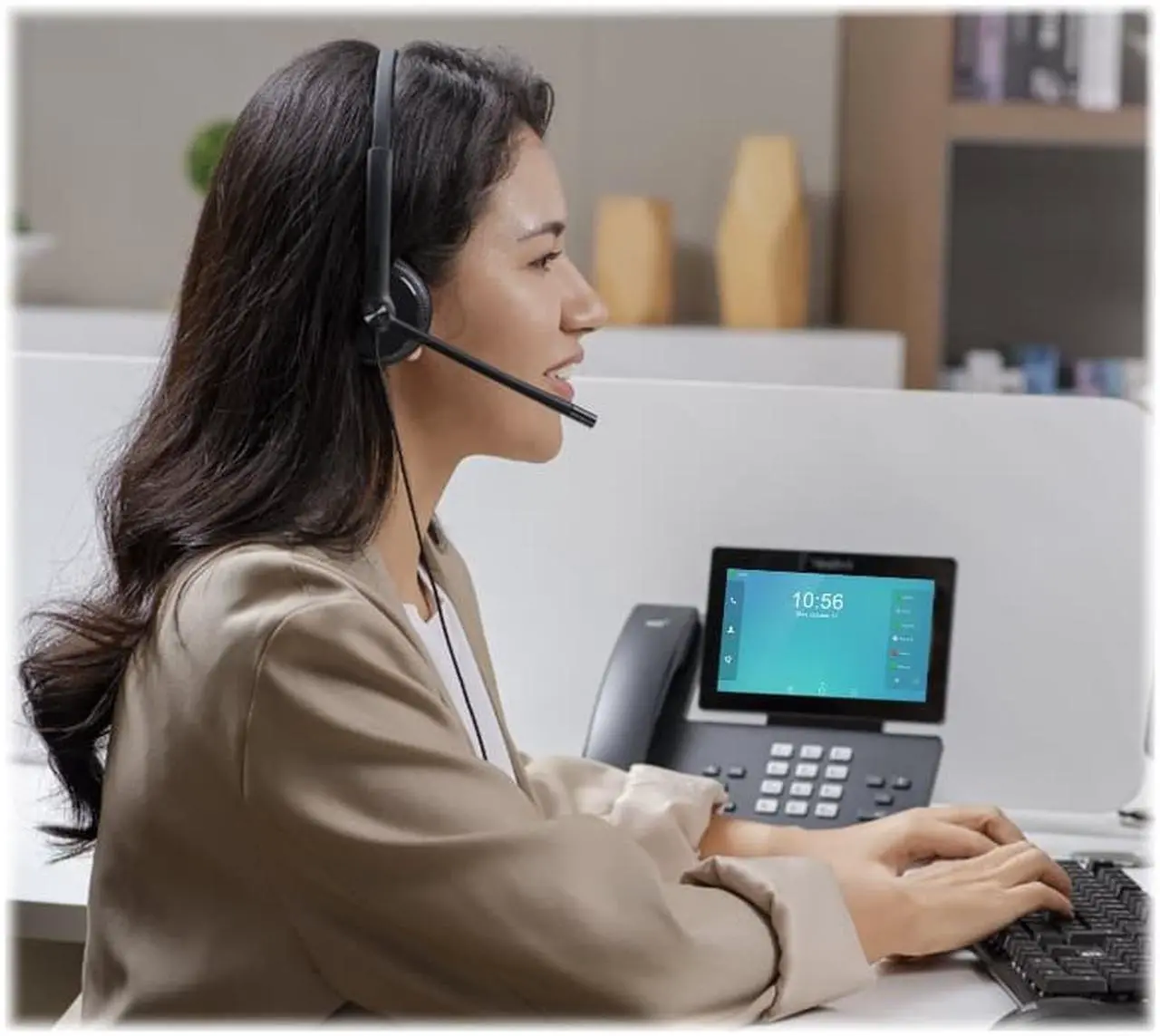 Alt view image 8 of 17 - Yealink UH34 MONO UC USB Wired Headset 1308042