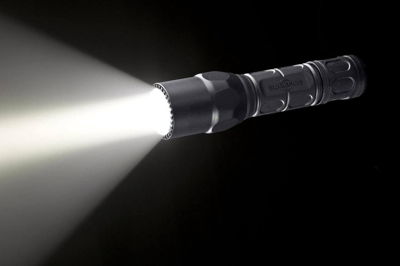 Alt view image 4 of 16 - SUREFIRE G2X-D-BK SUREFIRE LED 320 Lumens Tactical Black Mini Flashlight