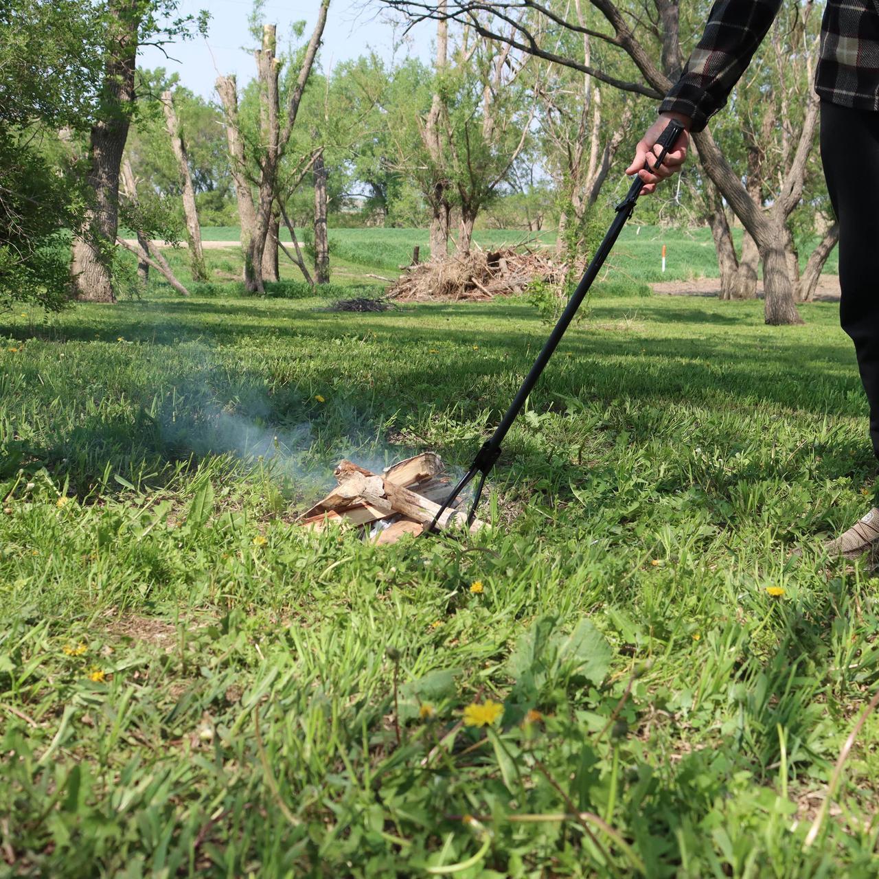Alt view image 3 of 7 - 36 Inch 3 Prong Spring Handle Campfire Fireplace Wood Log Grabber Fire Tongs