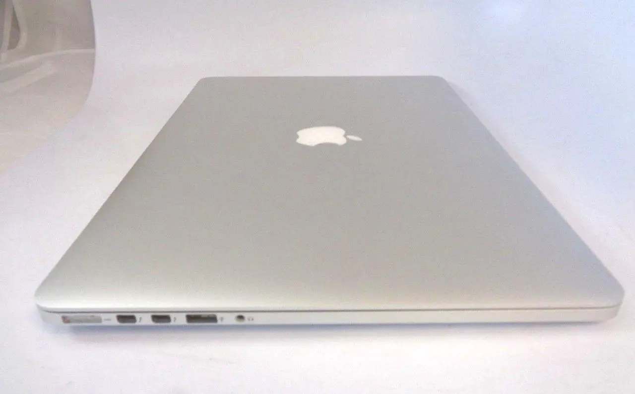 Alt view image 5 of 13 - Apple MacBook Pro 15.4" A1398 i7-4750HQ 2.0GHz 8GB RAM 256GB SSD MacOS 10.13 ME293LL/A