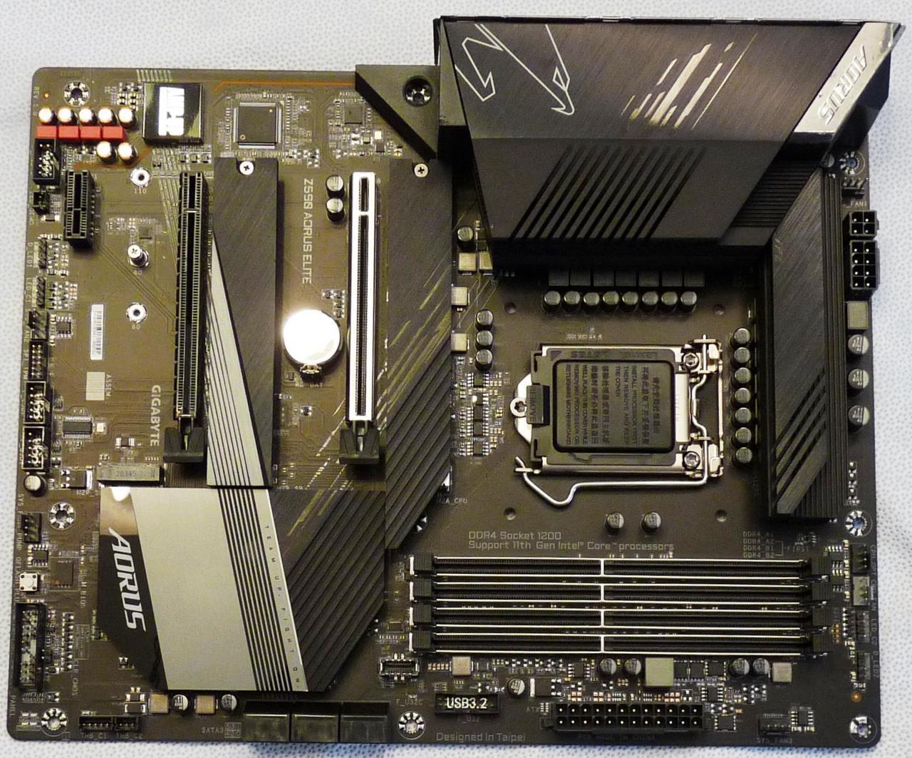 Alt view image 3 of 7 - GIGABYTE Z590 AORUS ELITE LGA 1200 Intel Z590 DDR4 PCIe 4.0 ATX Motherboard