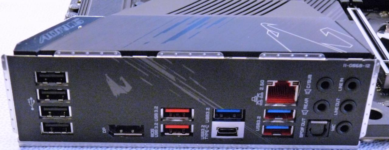 Alt view image 5 of 7 - GIGABYTE Z590 AORUS ELITE LGA 1200 Intel Z590 DDR4 PCIe 4.0 ATX Motherboard
