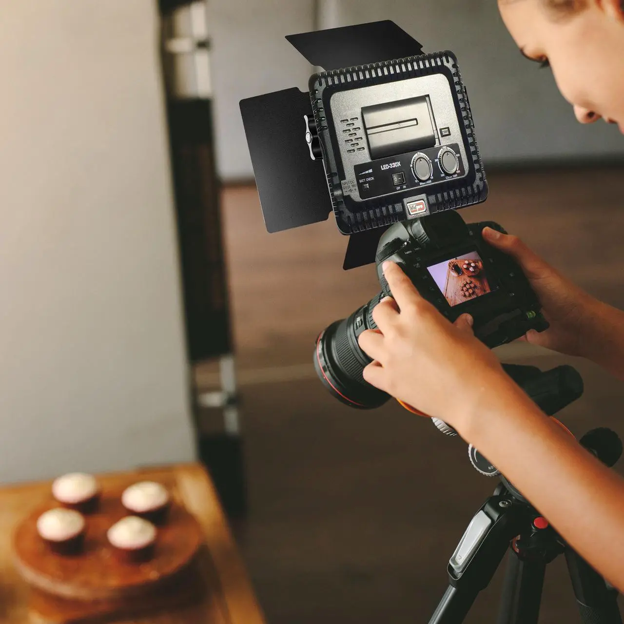 Alt view image 4 of 7 - Ultimate Content Creator Studio Kit  LED Lighting, Shotgun Mic, 128GB SD Card, Tripod, Editing Suite & Flash Bracket