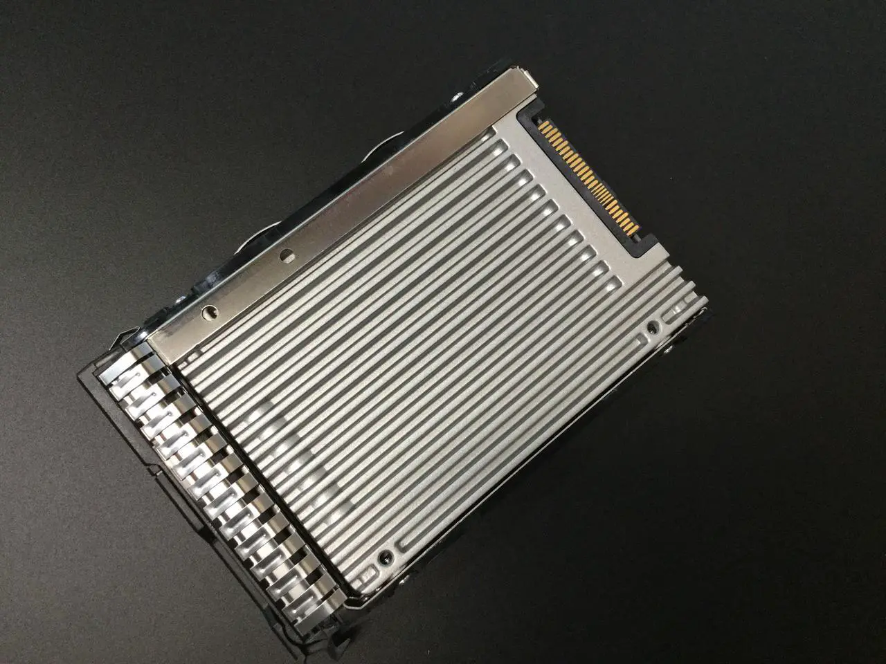 Alt view image 3 of 4 - Intel DC P3500 Series 2.5" 400GB PCI-Express 3.0 MLC Internal Solid State Drive (SSD) SSDPE2MX400G410