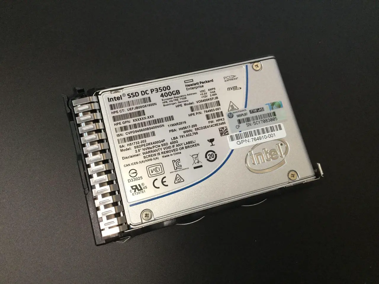 Alt view image 2 of 4 - Intel DC P3500 Series 2.5" 400GB PCI-Express 3.0 MLC Internal Solid State Drive (SSD) SSDPE2MX400G410