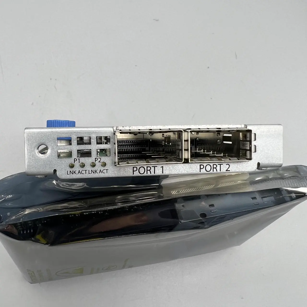 Alt view image 6 of 8 - HPE 702212-B21 IB FDR 2P 545FLR-QSFP Adptr