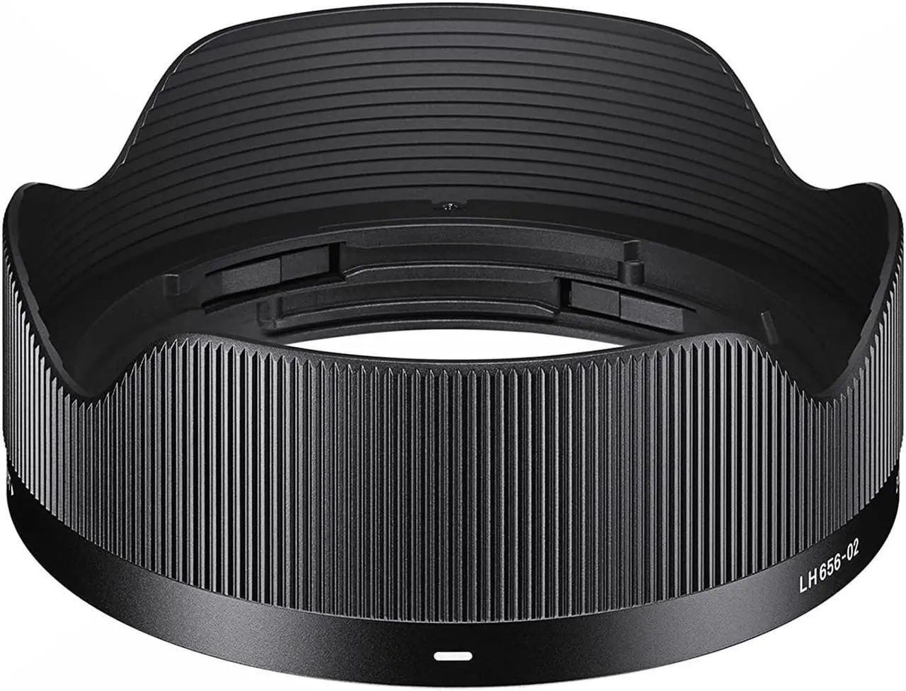 Alt view image 3 of 4 - 24mm F2 DG DN for L-Mount