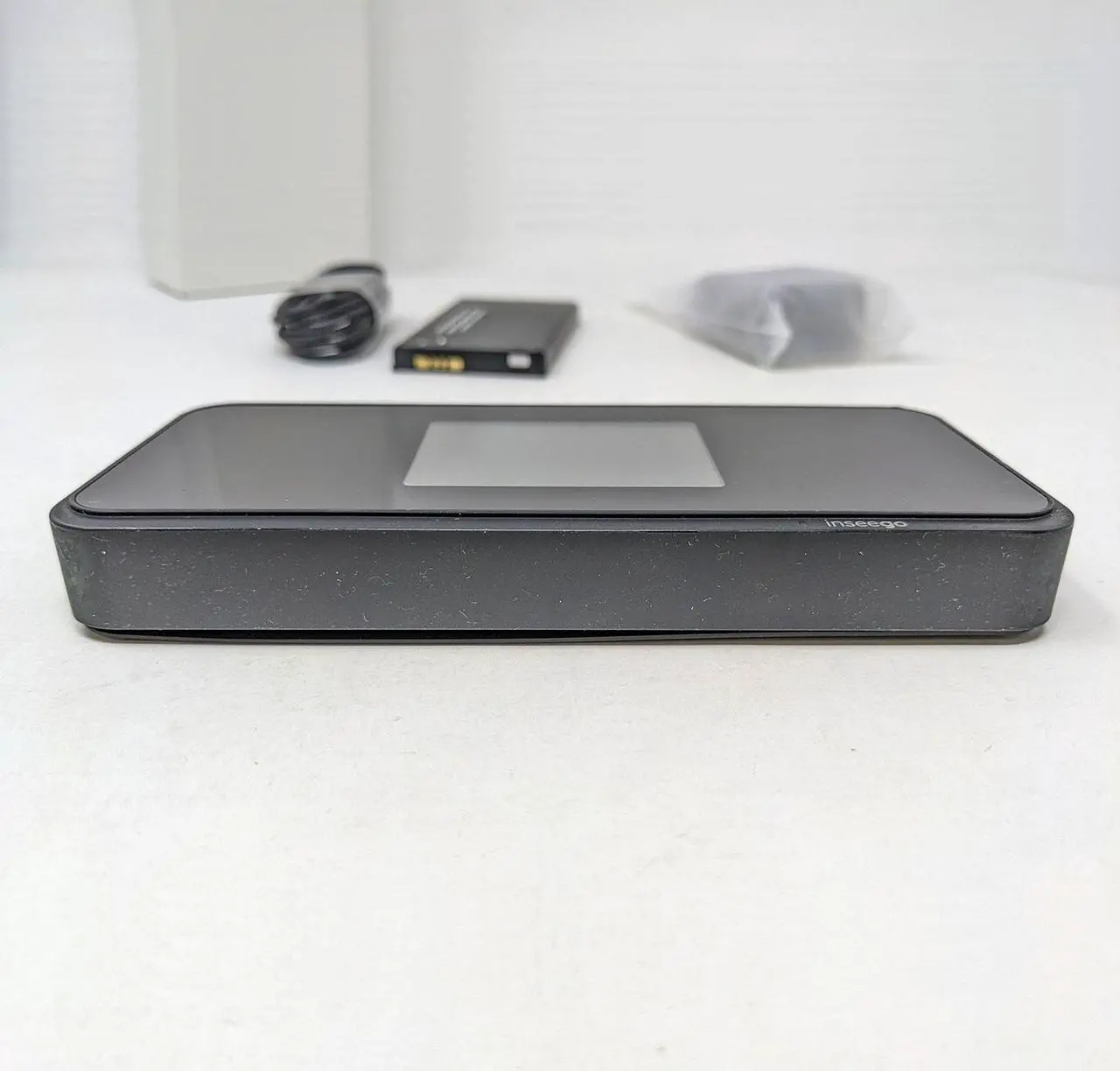 Alt view image 6 of 6 - Grade B Inseego MiFi M2000 5G and 4G LTE Hotspot All Day Battery Life WiFi 6 Technology For T-Mobile - Black