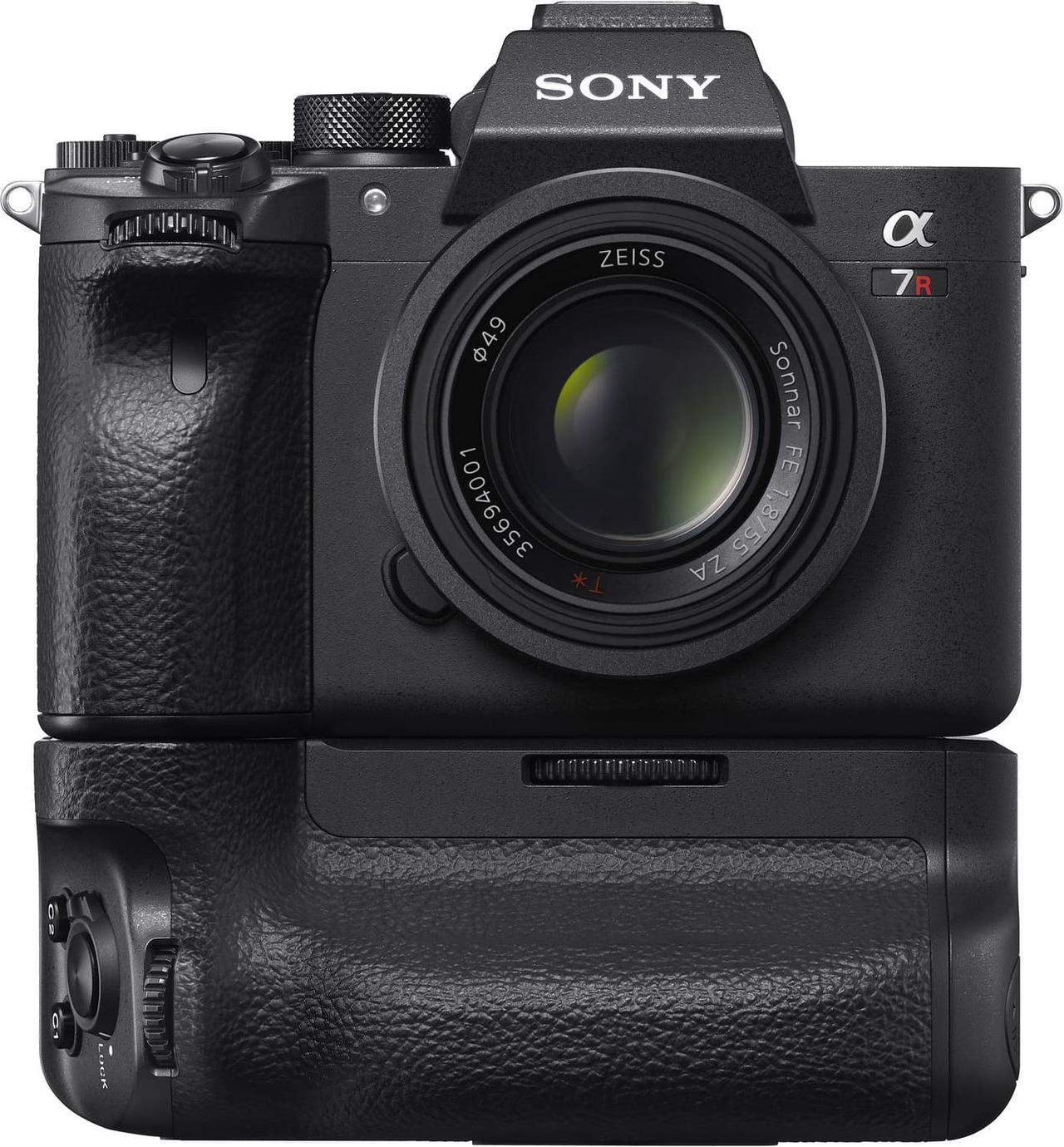 Alt view image 6 of 17 - vertical grip for sony alpha 7r iv  vgc4em