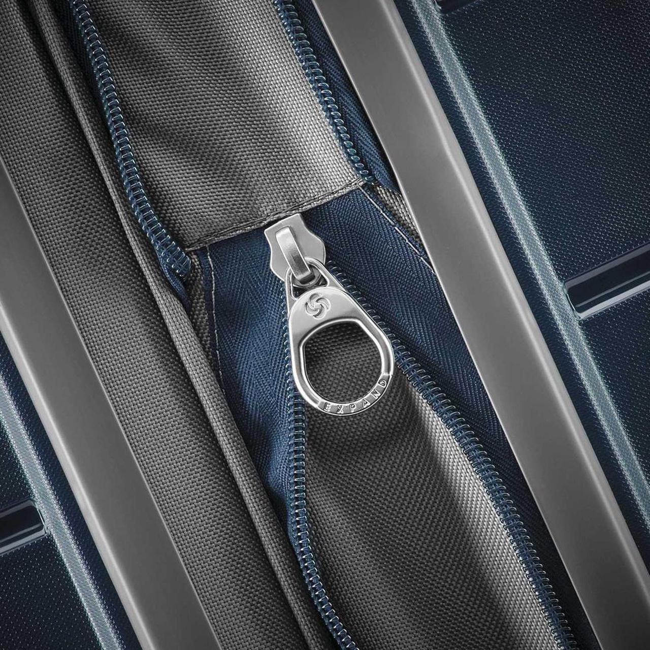 Alt view image 9 of 9 - Samsonite Freeform 24" Hardside Spinner Luggage