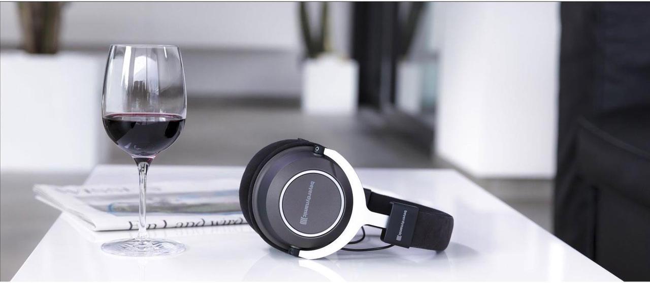 Alt view image 4 of 11 - Beyerdynamic Amiron Wireless High-end Tesla Bluetooth® headphones with sound personalization (closed)