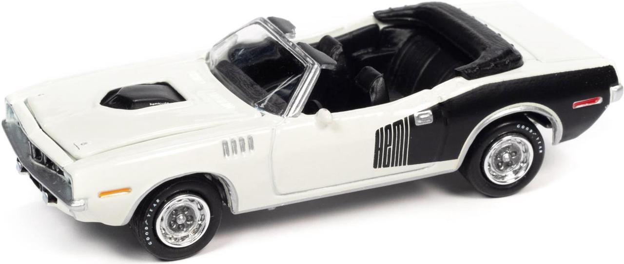 Alt view image 3 of 4 - 1971 Plymouth Barracuda Convertible Sno White with Black Hemi Side Billboards "Class of 1971" Limited Edition to 7418 pieces Worldwide "Muscle Cars USA" Series 1/64 Diecast Model Car by J