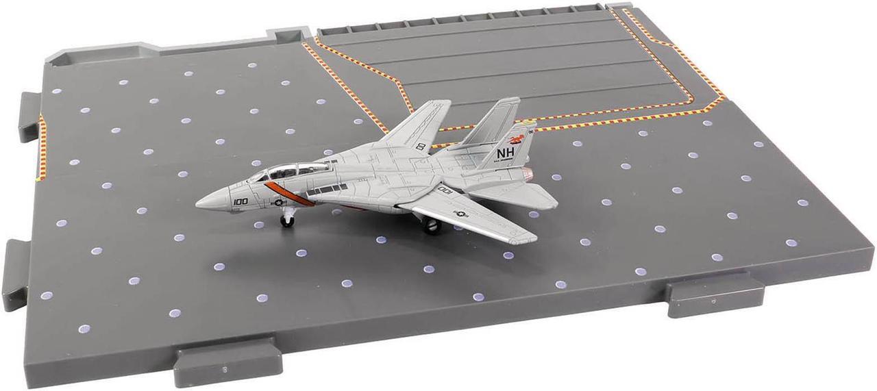 Alt view image 5 of 6 - Grumman F-14 Tomcat Fighter Aircraft "VF-114 Aardvarks" (CVN-65) Aircraft Carrier Deck 1/200 Diecast Model by Forces of Valor