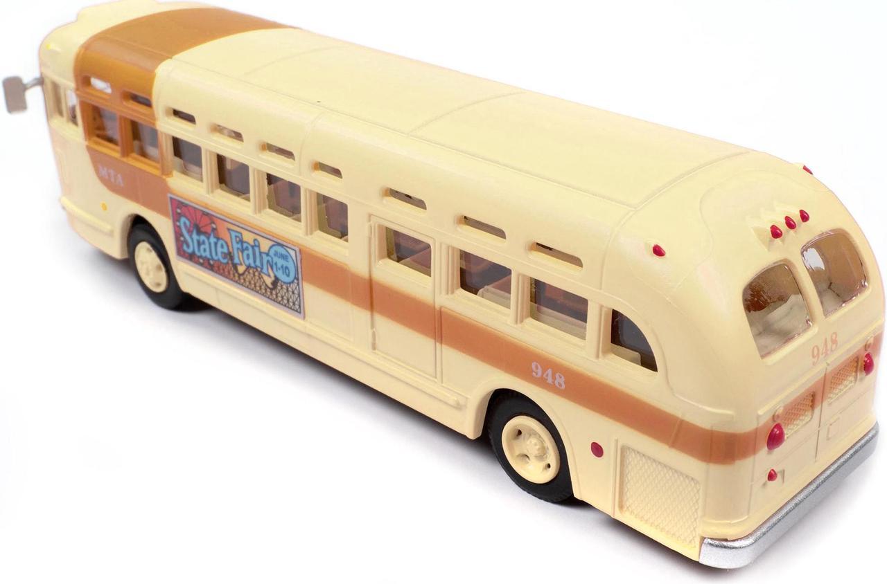 Alt view image 3 of 5 - GMC PD-4103 Transit Bus #948 Beige "MTA Miami" 1/87 (HO) Scale Model by Classic Metal Works