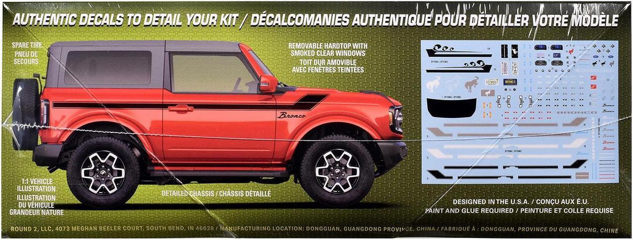 Alt view image 2 of 4 - Skill 2 Model Kit 2023 Ford Bronco Outer Banks 1/25 Scale Model by AMT