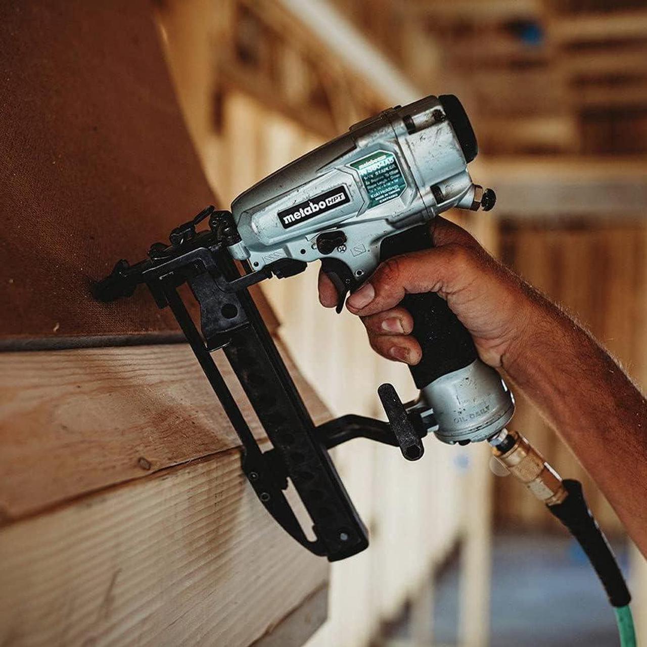 Alt view image 6 of 6 - Metabo HPT Pro Finish Stapler, Pneumatic | Air Duster, Belt Hook | N3804A5
