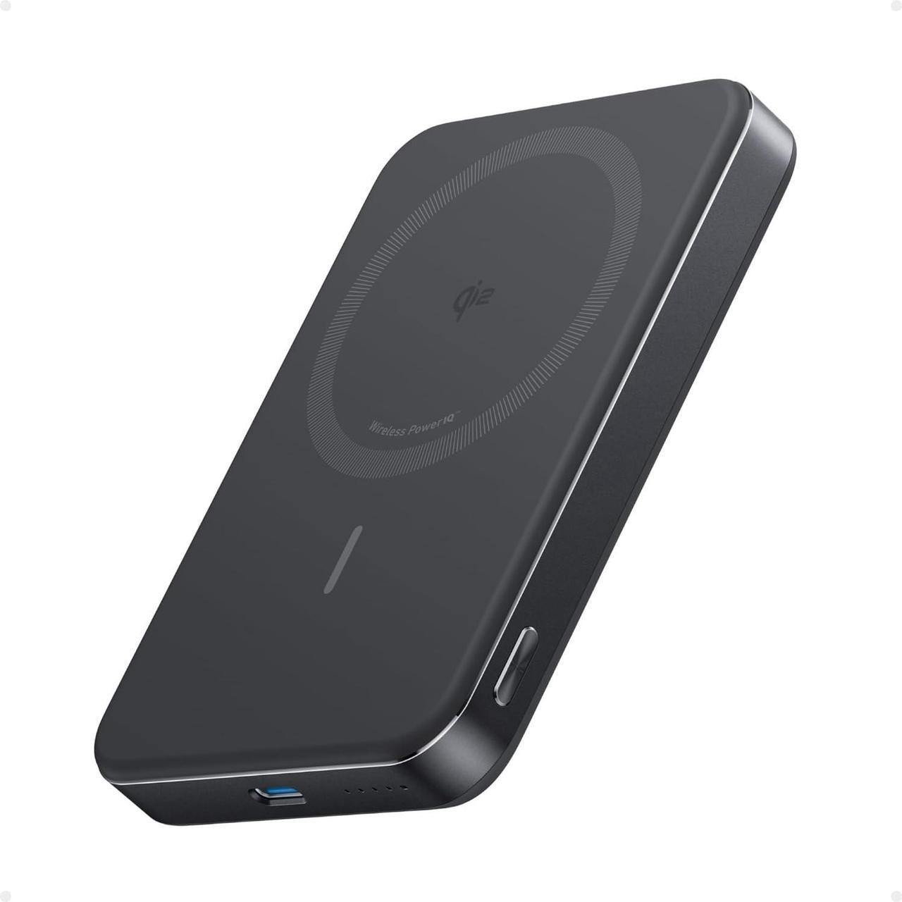 Main image of Anker MagGo Power Bank, Ultra-Slim 10,000mAh Magnetic Battery Pack, Qi2 Certified 15W Ultra-Fast MagSafe Compatible Portable Charger, Ergonomic Design, for iPhone16/15/14/13/12 Series Only