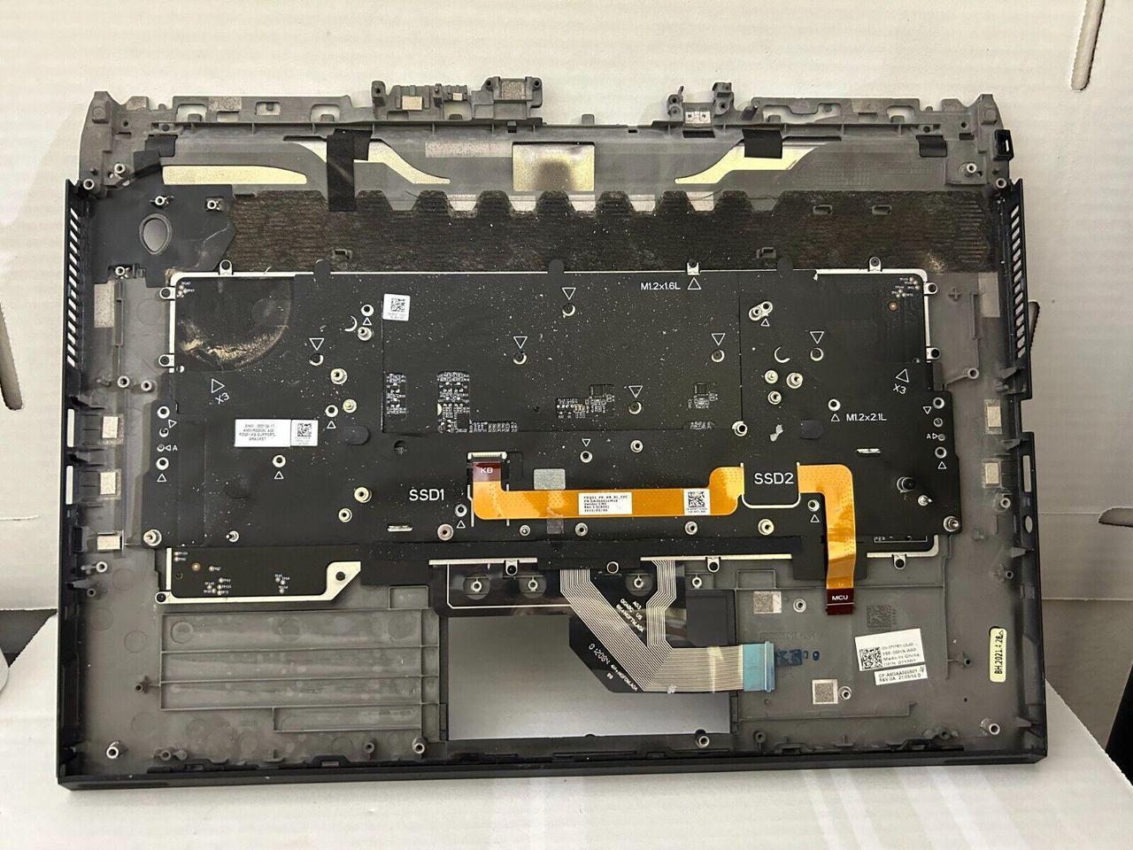 Alt view image 2 of 2 - Genuine Dell Alienware M15 R4 Palmrest US English Backlit Keyboard P/N- T17R7