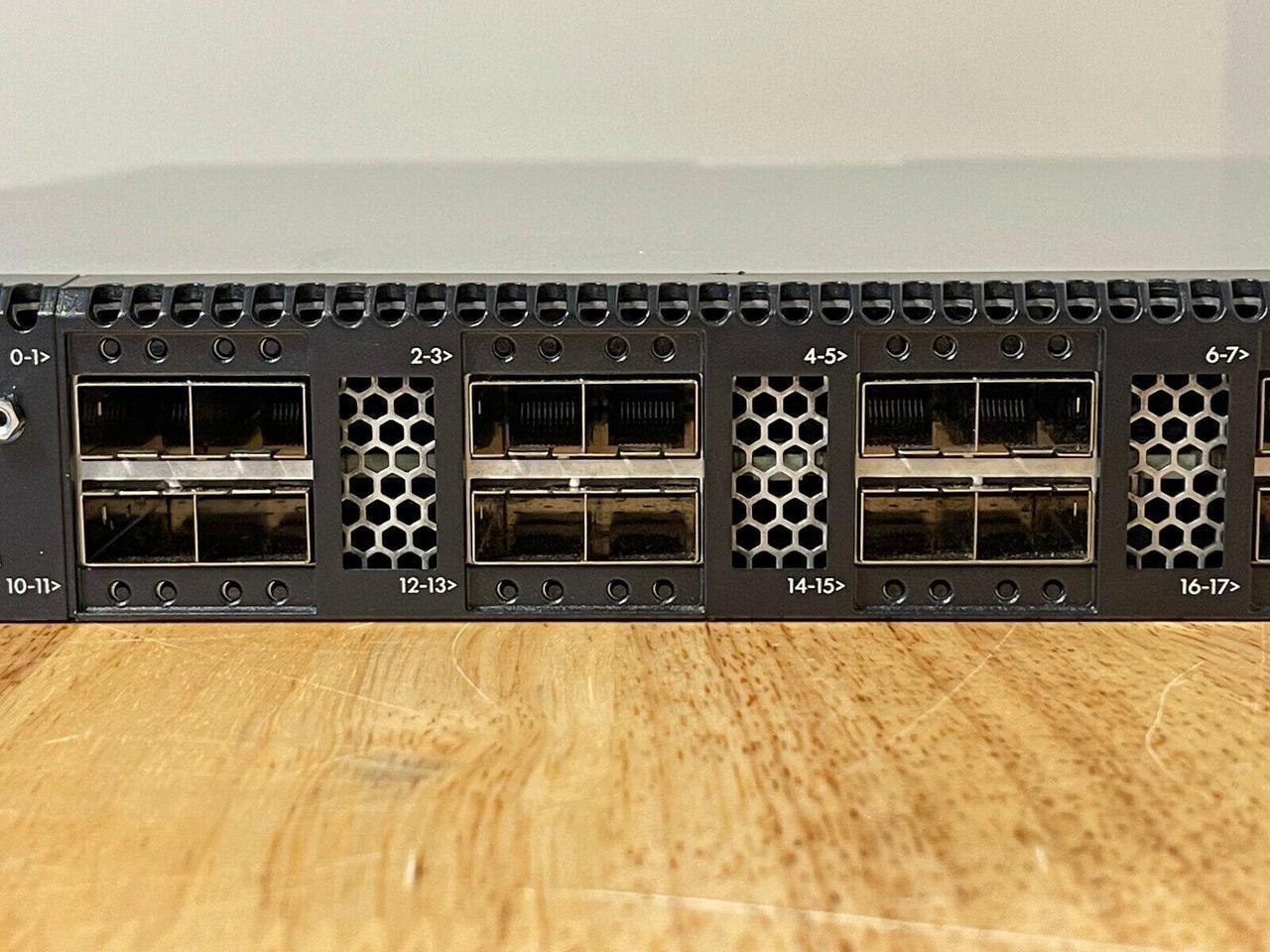 Alt view image 4 of 7 - HP StorageWorks SN6000 Stackable 8Gb Fibre Channel Switch 20x SFP 4x XPAK No PSU