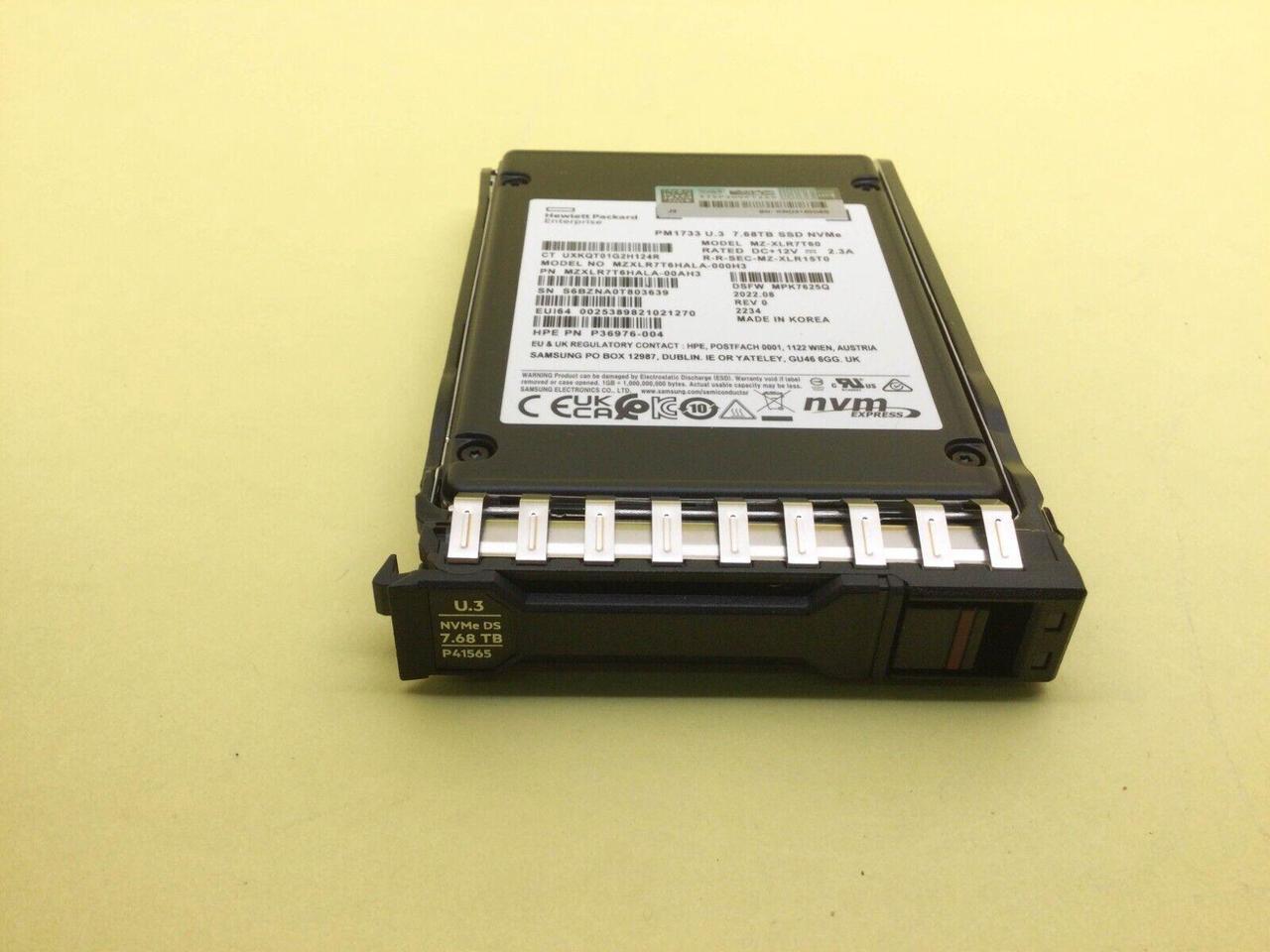Alt view image 2 of 4 - P40567-B21 HPE 7.68TB NVME GEN4 READ INTENSIVE SFF BC U.3 PM1733 SSD P41565-001