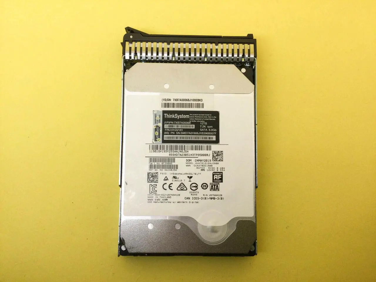 Main image of 7XB7A00068 Lenovo ThinkSystem 12TB 7.2K SATA 6Gb/s 512e 3.5in ENT HDD 01GV181