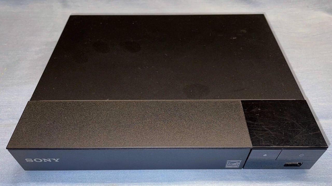 Alt view image 16 of 20 - Sony BDP-S1700 1 Disc(s) Blu-ray Disc Player - 1080p - Dolby TrueHD, DTS-HD High Resolution Audio, DTS HD, DTS-HD Master Audio, DTS, Dolby Digital - BD-RE, DVD+RW, DVD-RW, CD-RW - BD Video, DVD ...