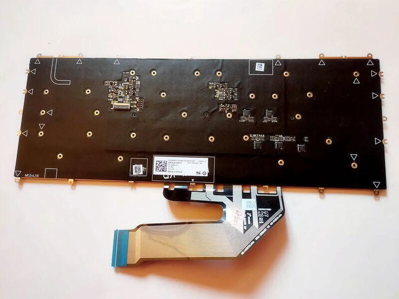 Alt view image 2 of 4 - replacement keyboard for Dell ALIENWARE x15 R1 R2  Color backlight