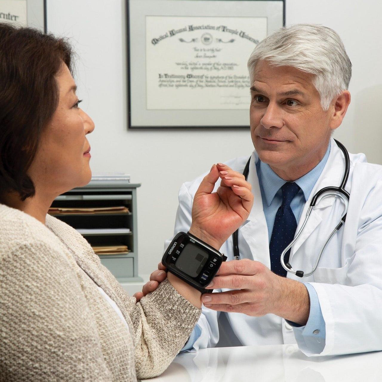 Alt view image 8 of 13 - Omron 7 Series Wireless Wrist Home Blood Pressure Monitor BP6350