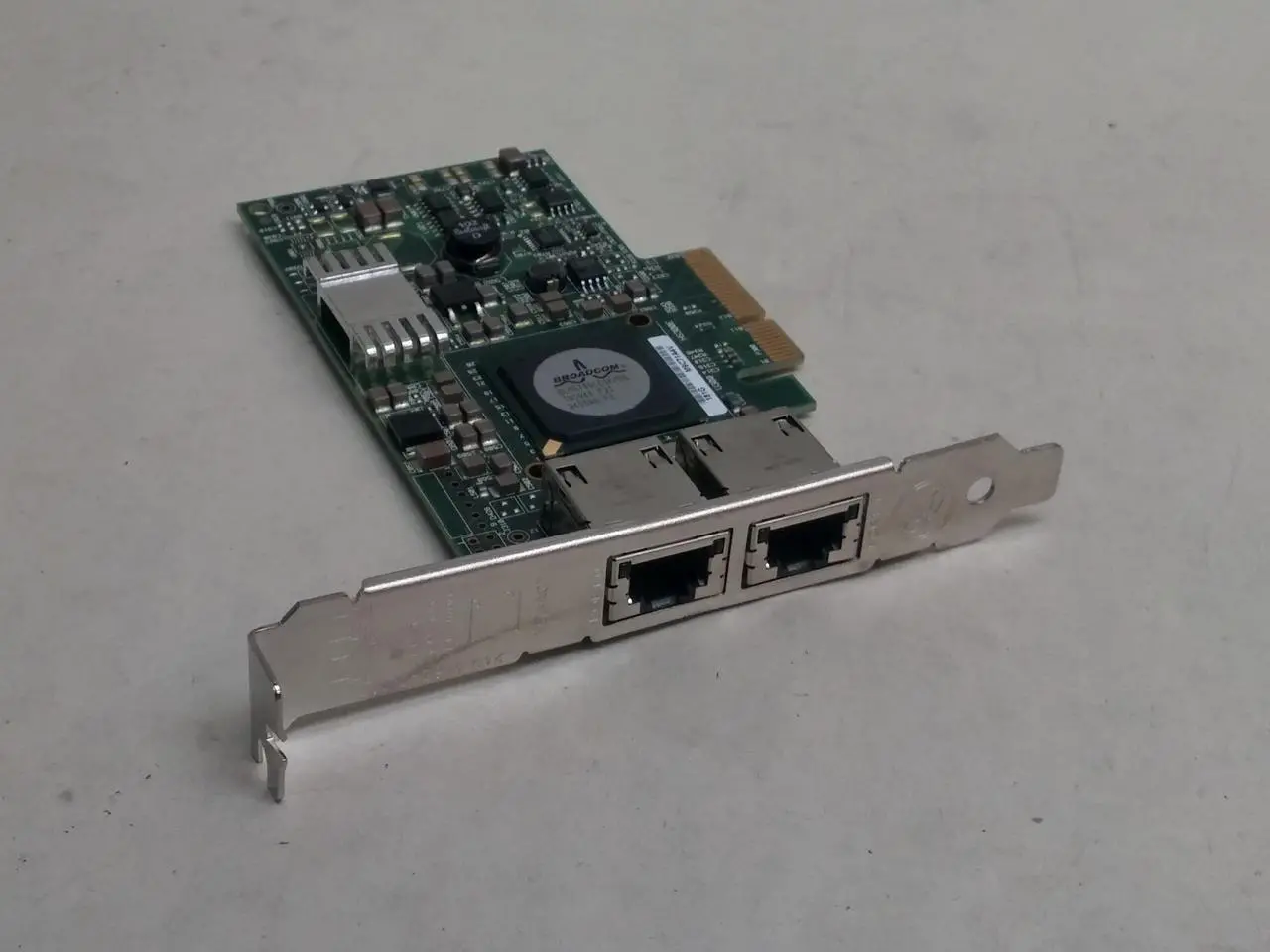 Alt view image 3 of 7 - Dell F169g  Broadcom Netxtreme Ii 5709 Gigabit Ethernet Dual Port Network Adapter Pci Express X4