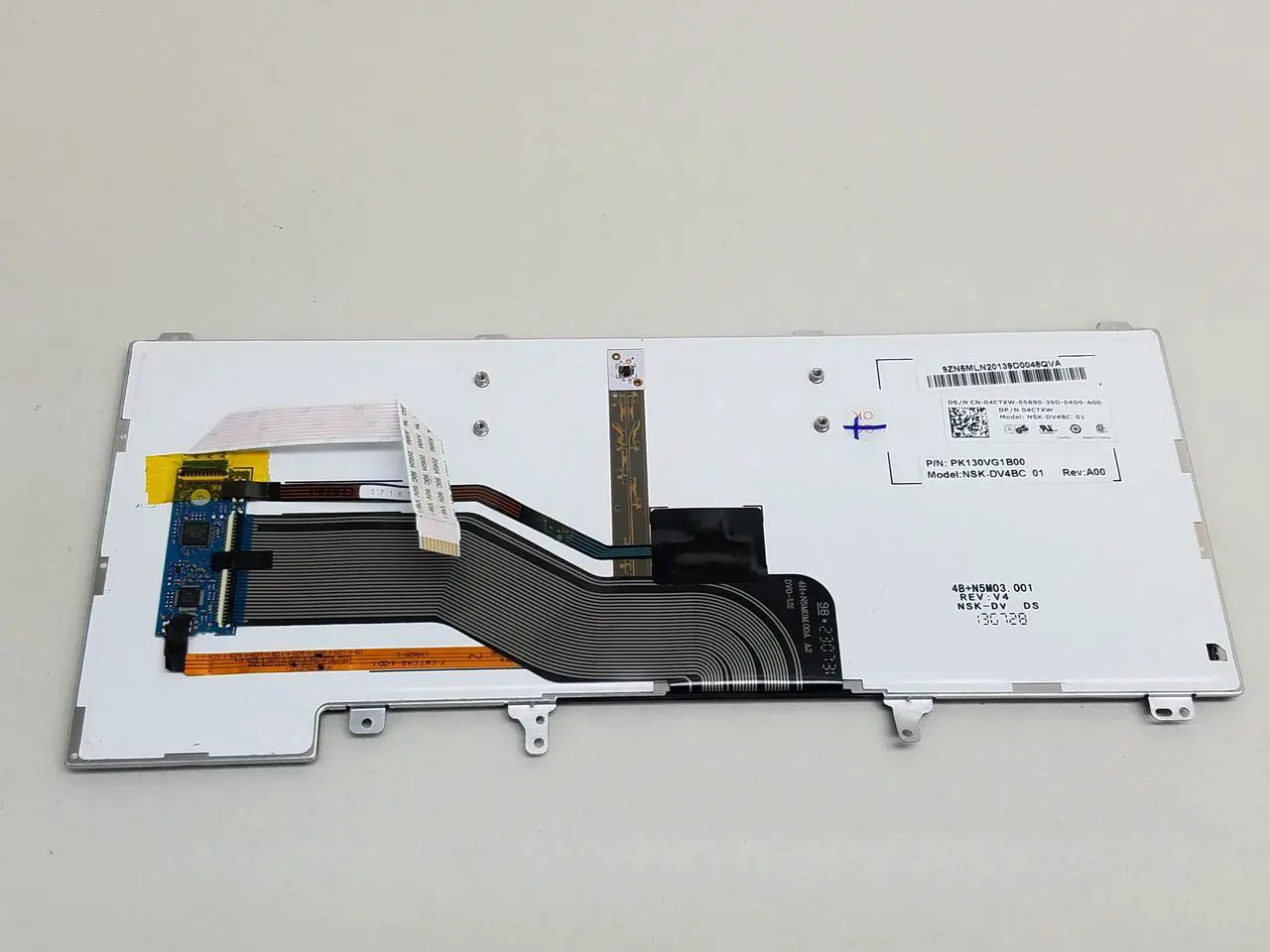 Alt view image 2 of 6 - Dell 4CTXW Backlit Laptop Keyboard for Latitude E6440